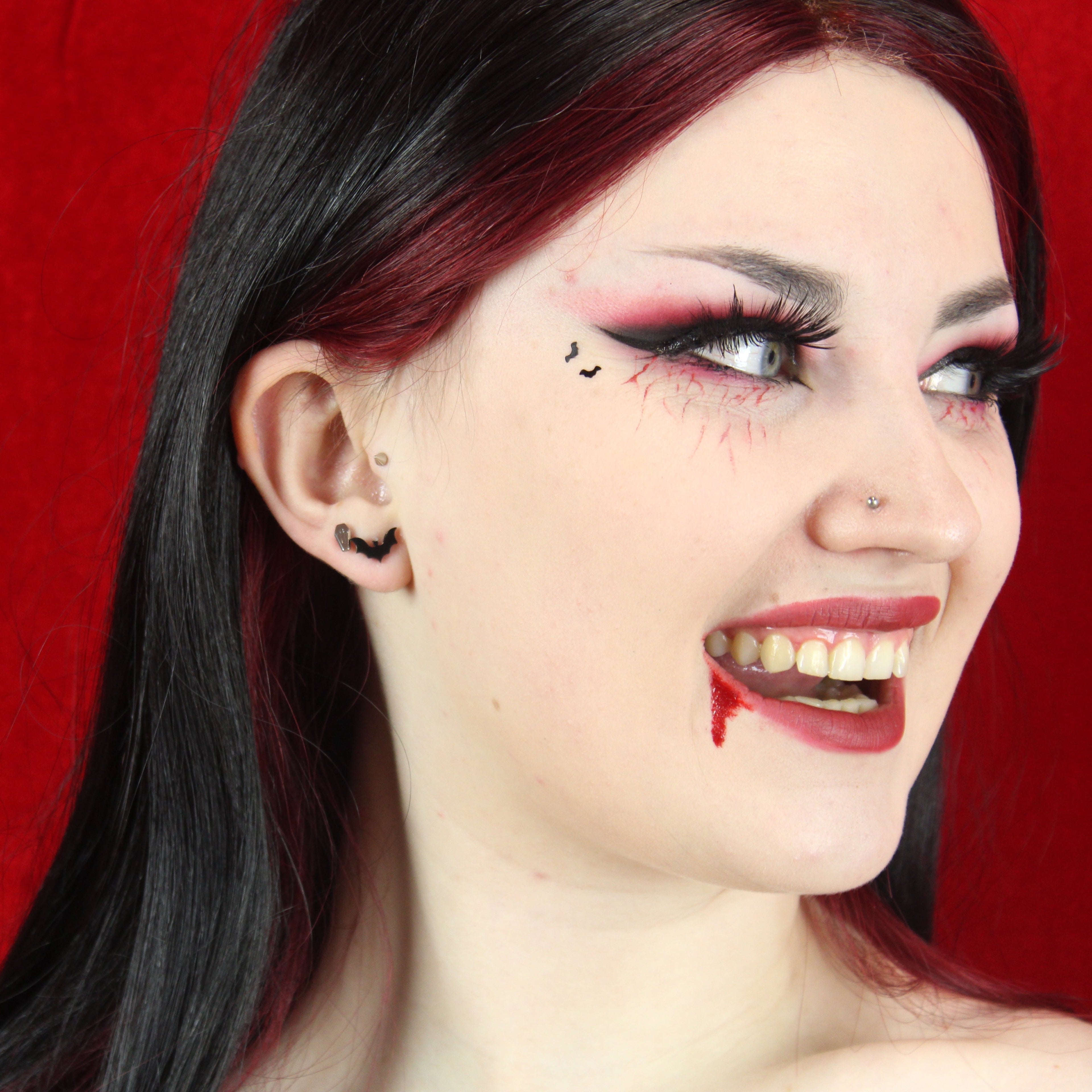 Bat Stud Earrings (Black)